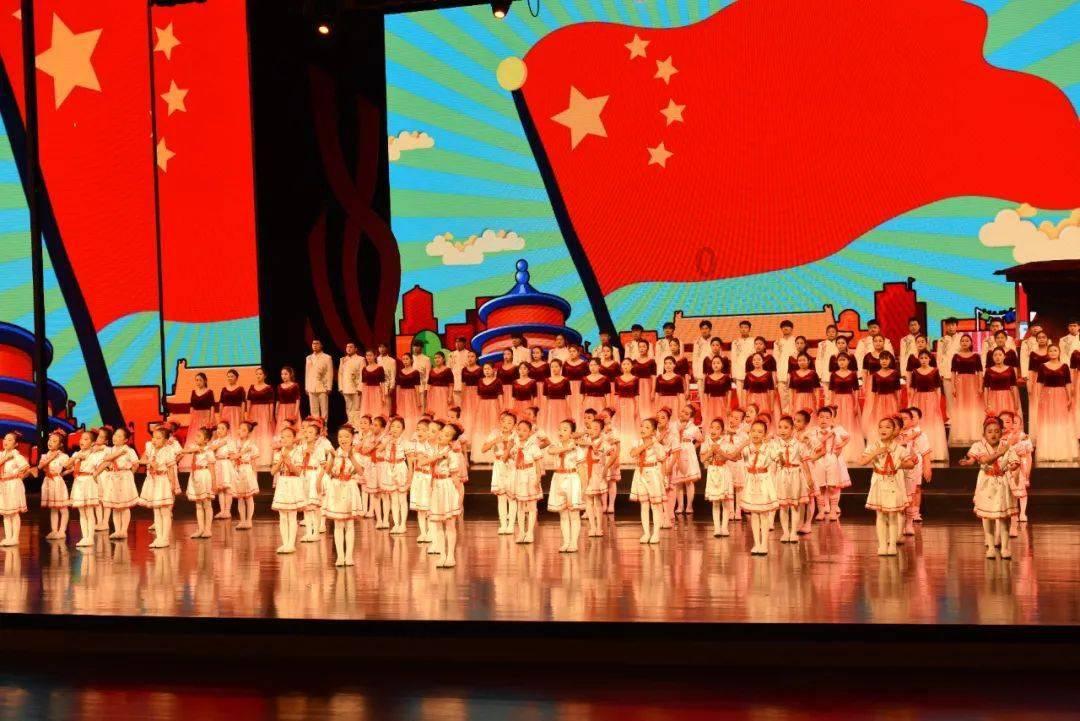 世体：罗梅乌无意冬窗离开巴萨，他对于转会传闻并不知情